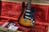 Fender 1998 Stevie Ray Vaughan Stratocaster-4.jpg